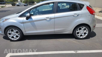 2011 Ford Fiesta SES Hatchback - miniatura 4