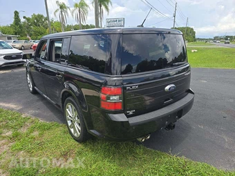 2011 Ford Flex Titanium – miniatura 2