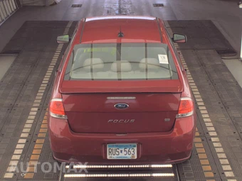 2011 Ford Focus SE - miniatura 5