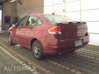 2011 Ford Focus SE - miniatura 6