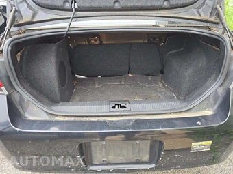 2011 Ford Focus SES – miniatura 14