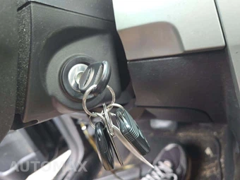 2011 Ford Focus SES – miniatura 8