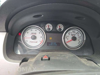 2011 Ford Focus SES – miniatura 9