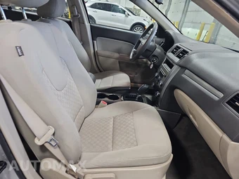 2011 Ford Fusion S – miniatura 8