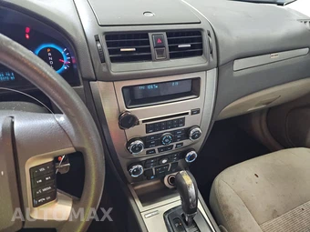2011 Ford Fusion SE - miniatura 11