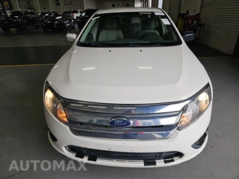 2011 Ford Fusion SE - miniatura 2