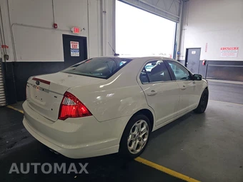 2011 Ford Fusion SE - miniatura 4