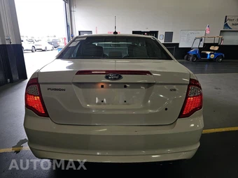2011 Ford Fusion SE - miniatura 5