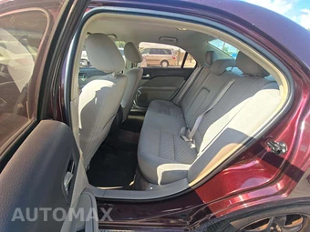 2011 Ford Fusion SE - miniatura 10