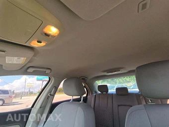 2011 Ford Fusion SE - miniatura 8