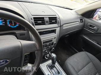 2011 Ford Fusion SE - miniatura 11