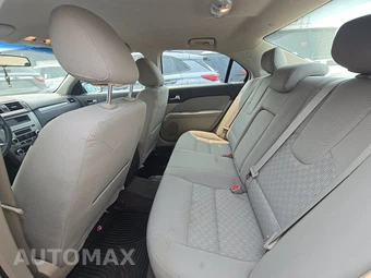 2011 Ford Fusion SE – miniatura 13