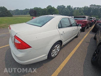 2011 Ford Fusion SE – miniatura 4