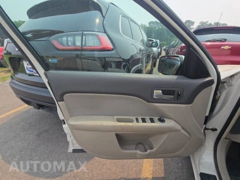 2011 Ford Fusion SE – miniatura 9
