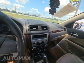 2011 Ford Fusion SEL - miniatura 10