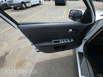 2011 Ford Fusion SEL – miniatura 9