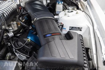 2011 Ford Mustang GT Premium Coupe - miniatura 11