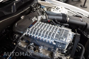 2011 Ford Mustang GT Premium Coupe - miniatura 12