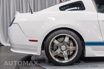 2011 Ford Mustang GT Premium Coupe - miniatura 29