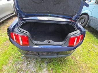 2011 Ford Mustang GT Premium Coupe - miniatura 14