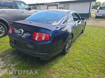 2011 Ford Mustang GT Premium Coupe - miniatura 3