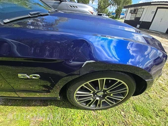 2011 Ford Mustang GT Premium Coupe - miniatura 30