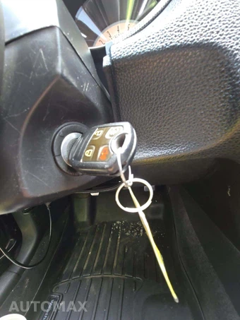 2011 Ford Mustang GT Premium Coupe - miniatura 8