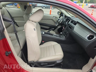 2011 Ford Mustang GT Premium Coupe - miniatura 8