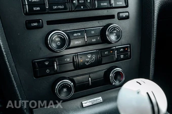 2011 Ford Mustang Shelby GT500 Coupe - miniatura 36