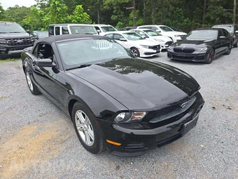 2011 Ford Mustang V6 Convertible – miniatura 4