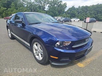 2011 Ford Mustang V6 Coupe - miniatura 4