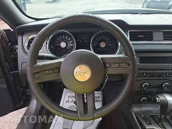 2011 Ford Mustang V6 Coupe – miniatura 10