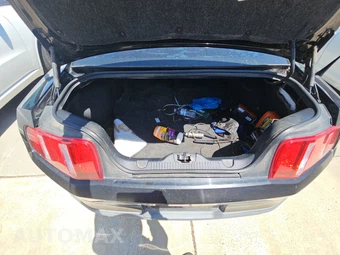 2011 Ford Mustang V6 Premium Coupe - miniatura 16