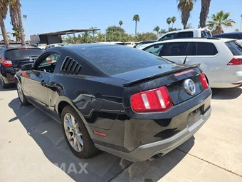 2011 Ford Mustang V6 Premium Coupe - miniatura 6