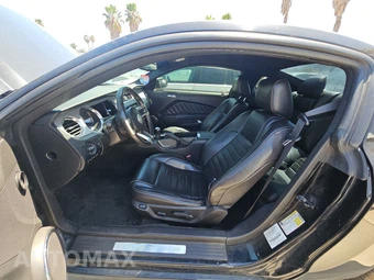 2011 Ford Mustang V6 Premium Coupe - miniatura 7