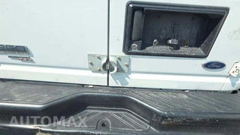 2011 Ford Super Duty E-350 Commercial Cargo Van 138.0" WB - miniatura 32