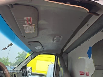 2011 Ford Super Duty E-350 Cutaway – miniatura 13