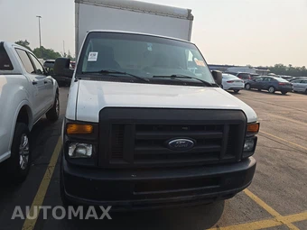2011 Ford Super Duty E-350 Cutaway – miniatura 2