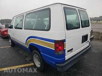 2011 Ford Super Duty E-350 Wagon XL 138.0" WB - miniatura 6