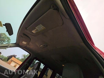 2011 Ford Super Duty E-350 Wagon XL 138.0" WB - miniatura 8