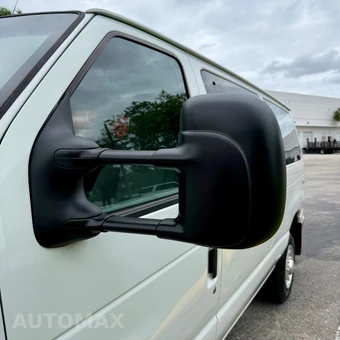 2011 Ford Super Duty E-350 Wagon XLT 138.0" WB - miniatura 63