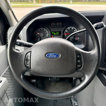 2011 Ford Super Duty E-350 Wagon XLT 138.0" WB - miniatura 70