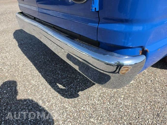 2011 Ford Super Duty E-350 Wagon XLT 138.0" WB – miniatura 29