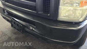 2011 Ford Super Duty E-350 Wagon XLT 138.0" WB - miniatura 20
