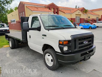 2011 Ford Super Duty E-450 Cutaway DRW - samochód z USA z aukcji Manheim, oferta Kup Teraz w AUTOMAX