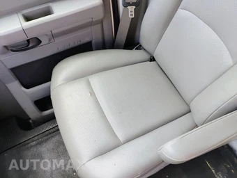 2011 Ford Super Duty E-450 Cutaway DRW - miniatura 11
