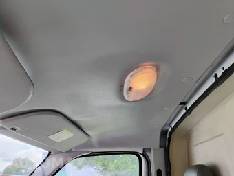 2011 Ford Super Duty E-450 Cutaway DRW - miniatura 13