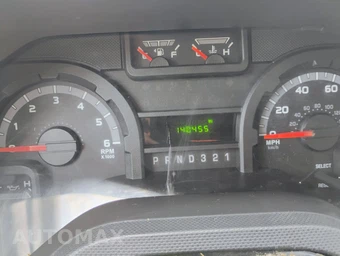 2011 Ford Super Duty E-450 Cutaway DRW - miniatura 16