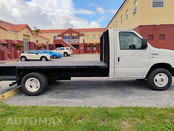 2011 Ford Super Duty E-450 Cutaway DRW - miniatura 5
