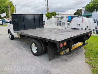 2011 Ford Super Duty E-450 Cutaway DRW - miniatura 6